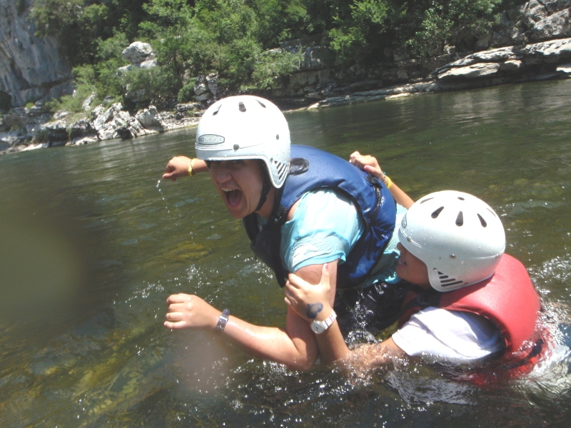 Village Camps International Summer Camp Ard&egrave;che, France 2019-07-26 https://www.villagecamps.com/journals_admin/images/23-35-Ana taking down Anna.jpg
